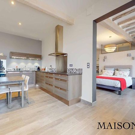 Maison De Save L'Isle Jourdain Bagian luar foto