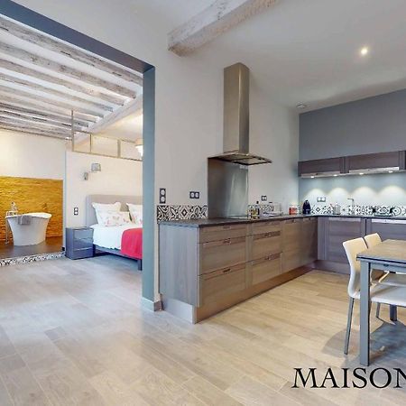 Maison De Save L'Isle Jourdain Bagian luar foto